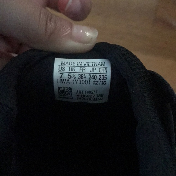 Adidas sneakers - Picture 3 of 3